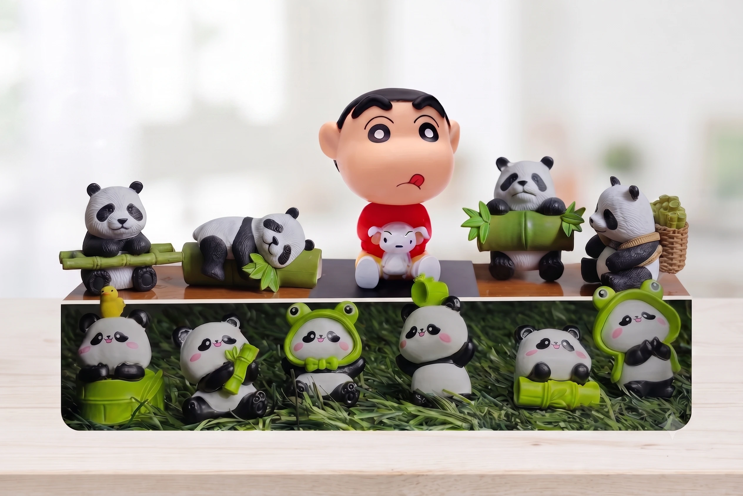 Shin-chan, Panda &